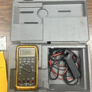 Fluke 88 Automotive Meter Multimeter w/ Grey Hard Case + Accessories - Picture 1 of 5