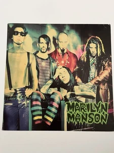 "Póster plano promocional de 12"" MARILYN MANSON RETRATOS DE UNA FAMILIA AMERICANA ORIGINAL" - Imagen 1 de 2