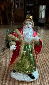 VINTAGE HAND BLOWN HAND CRAFTED GLASS SANTA CARRYING CHRISTMAS TREE ORNAMENT O13 - Picture 1 of 5