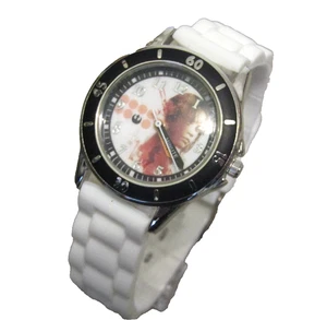 NEU KINDER DISNEY STAR WARS ROUGE ONE UHR WEISSES SILIKONARMBAND 3 JAHRE PLUS - Bild 1 von 4