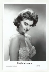 BX96) SOPHIA LOREN SWIFTSURE PHOTO POSTCARD (20/181) FILMSTAR PIN UP GLAMOR - Picture 1 of 1