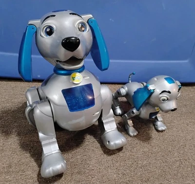 Vntg 2000 Trendmasters Big & Lil Scratch Robot Dogs Toys (No Flea) - Image 1 of 4