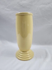 FIESTA PALE YELLOW MILLENNIUM VASE lll PRODUCED IN 1999 - Picture 1 of 12