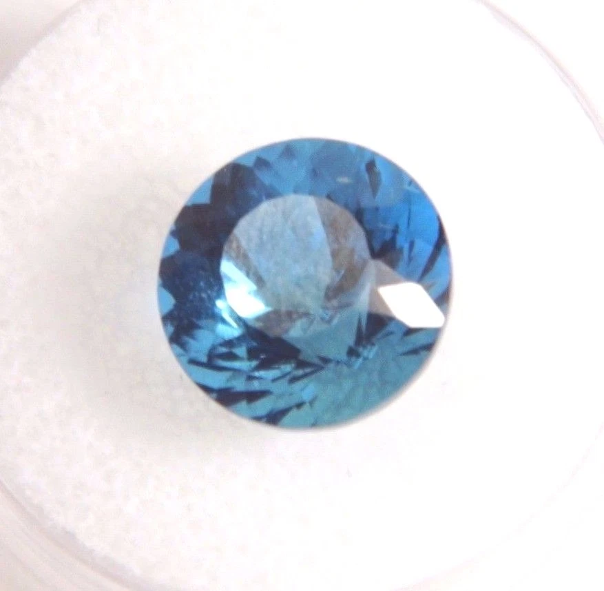 Blue Obsidian (Round, Trillion, Oval) Natural Gemstone VVS - Image 1 of 3