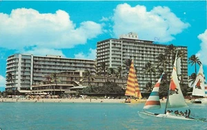 Postal Reef Hotel Waikiki Beach Hawaii HI veleros pm 1978 - Imagen 1 de 2