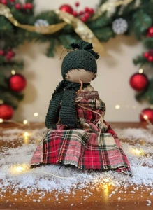 Primitive Christmas Handcrafted Holly Snow Girl Doll w/ Hat 12" - Picture 1 of 4