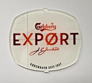 CARLSBERG LAGER FLAT PUMP BADGE - LENS T BAR PUB HOME FISH EYE - Foto 1 di 1
