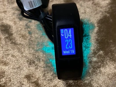 Garmin Vivosport Smartwatch & GPS Aktivitätstracker mit USB-Ladegerät iOS & Android - Bild 1 von 4