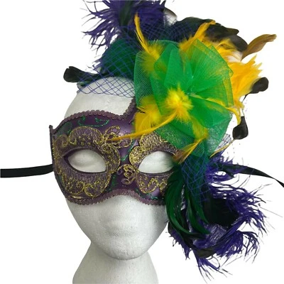 Máscara de Mascarada de Cisne Pluma Color Púrpura Amarillo y Verde Mardi Gras  Foto 1 de 4