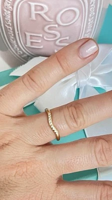 Tiffany & Co. Elsa Peretti 9 Diamond Wedding Ring YG 18K size 5.5 NEW $2,400 - Image 1 of 4