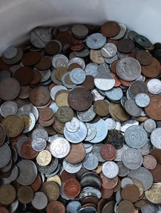 Bulk gemischtes Lot von fünf Pfund 5 Pfund ausländische Münzen aus aller Welt - Bild 1 von 3