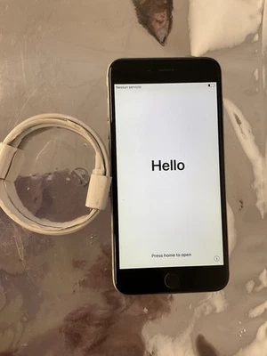 Apple iPhone 6+ plus Space Gray 16GB Battery Life A1522 - Image 1 of 4