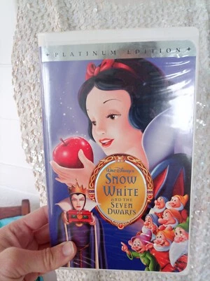 Snow White and the Seven Dwarfs VHS 2001 (Clamshell Platinum Edition) - Image 1 of 4