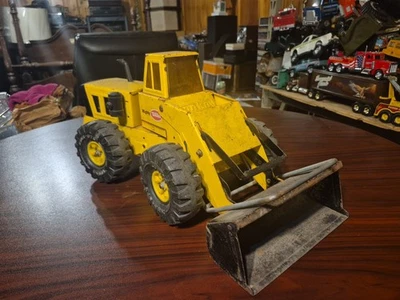 Camión cargador frontal vintage Mighty Tonka 54340 Foto 1 de 4