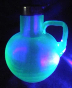 uranium glass syrup pitcher threaded glowy 5" tall P3 - Picture 1 of 8