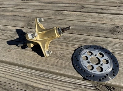 Honda Atc250r Atc 250r 1986 buje delantero rueda rotor eje cojinete OEM 1985 P Foto 1 de 3