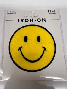 WOW! LARGE Smiley Face Iron-On Patch 3 1/8" by Design Loft & FAST FREE SHIP! - Picture 1 of 2