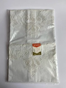 Vintage Baumwolle Elfenbein Handbestickt Kissenbezüge 1 Paar NEU ~ WUNDERSCHÖN - Bild 1 von 5