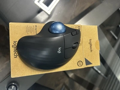 Logitech ERGO M575 Wireless Trackball - Graphite - Image 1 of 3