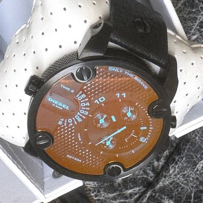 NOVO relógio de quartzo preto Diesel Little Daddy DZ7334 - Imagem 1 de 4