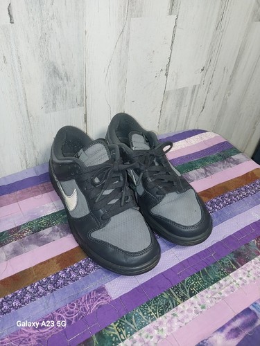 YEEZY Nike Dunk Low Retro SE Uomo Taglia 8.5 Off Noir Nero Grigio Fumo FZ3052 001