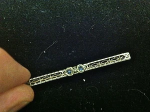 Vintage 14kt Yellow Gold Bar Pin with Two Sapphires    - Picture 1 of 3