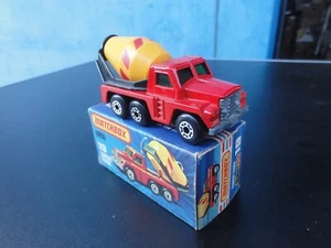 MATCHBOX Superfast CEMENT TRUCK Nr 19 - Bild 1 von 12