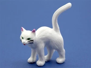 Casa de muñecas miniatura escala 1/12 gato blanco de pie GA205 - Imagen 1 de 1