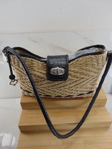 Brighton Sommer Korbgeflecht Geflochten Leder Schultertasche Handtasche Herz Anhänger - Bild 1 von 10