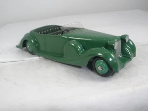 Made in England Dinky Toys Lagonda #38c 1939 touring car. VERY NICE - Picture 1 of 11