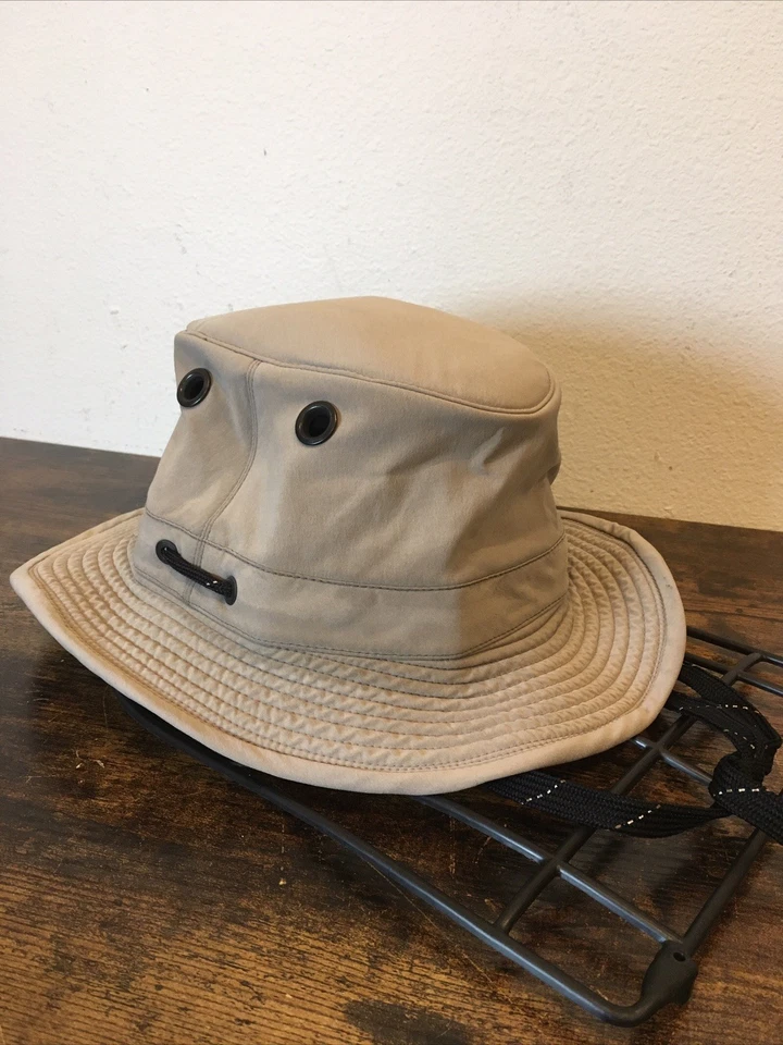 Sombrero ultraligero Tilley Endurables T5 Adventure beige 7 1/4 hecho en Canadá para hombre Foto 1 de 4