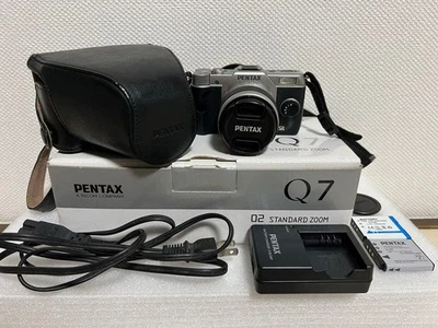 Cámara digital PENTAX Q7 plateada 12,4 MP funcionamiento sin espejo confirmado Foto 1 de 4