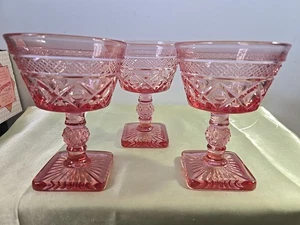 Vintage 3 Cape Cod Pink Imperial Glas Sherbert. 5 Zoll - Bild 1 von 4