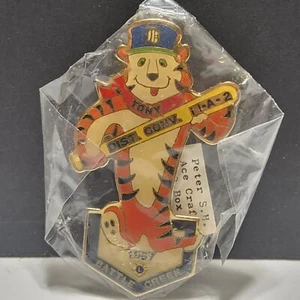 VTG 1987 Lions Club Michigan Dist. Conv. 11-A-2 Battle Creek Tony The Tiger Pin - Picture 1 of 2