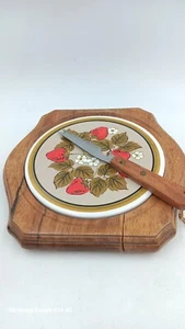 Strawberrys On Cheese Board Trivet With Knife Made In Japan - READ - Picture 1 of 11