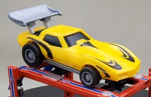 1990 Hot Wheels  Chevrolet Corvette Stingray Power Command Chevy Racers Yellow  - Picture 1 of 4
