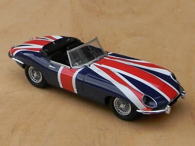 Austin Powers Jaguar 'Shaguar' and VW Beetle Hippie design by MB Dinky  1:43 MIB - Image 1 of 4