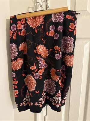 NUEVO CON ETIQUETAS CASUAL CORNER de colección seda cuentas paisley falda negro/rojo/dorado talla 8 vacaciones Foto 1 de 4