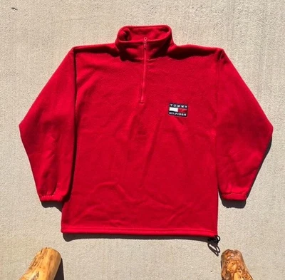 Moletom Pulôver Vintage Tommy Hilfiger Vermelho 1/4 Zíper Tamanho XL - Imagem 1 de 4