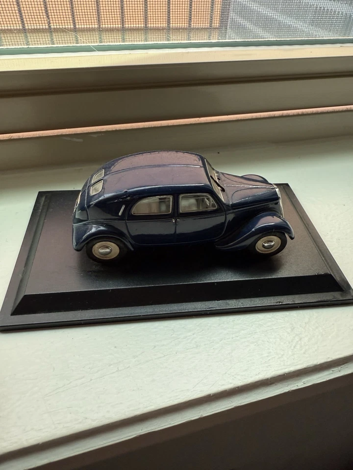 Lancia Aprilia 1937 1/43 Hachette nuevo en caja Foto 1 de 4