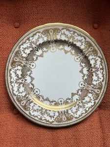 Vintage Aynsley 7949 Gold Encrusted Dinner Plate, 10.5/8" Across - Picture 1 of 8