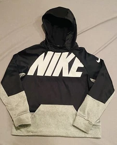 Nike Dri-Fit Hoodie Boys XL Black Gray Two Tone Color Block Hooded Sweatshirt - Picture 1 of 13