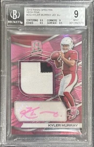 Camiseta deportiva Kyler Murray Spectra 2019 rosa neón automático novato #/25 BGS 9 - Imagen 1 de 2