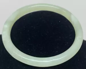 Echter natürlicher grüner Jadeit Jade Armreif 3 1/4 Zoll 30,95 g cool zu berühren - Bild 1 von 9