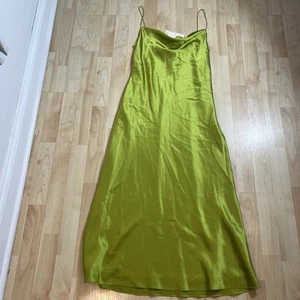 Vestido Marta CINQ A SEPT Satinado Sólido en Peridoto Nuevo Con Etiquetas Talla 2 - Imagen 1 de 6