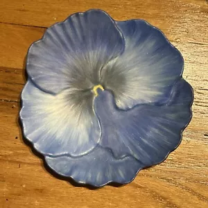 Pétalo de flor azul raro artista francés, plato de cerámica, firmado por Marcel Guillot - Imagen 1 de 2