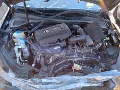 Used Windshield Wiper Motor fits: 2016 Volkswagen Passat includes linkage Grade - Image 1 of 4