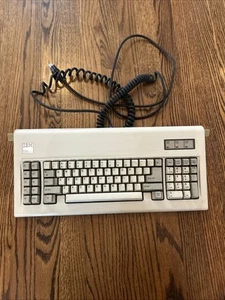 Vintage IBM Personal Computer AT Keyboard Works - Afbeelding 1 van 9