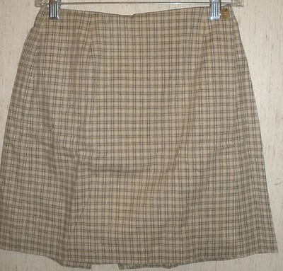 EXCELENTE PANTALÓN CORTO A CUADROS CAQUI LIZ CLAIBORNE LIZSPORT PARA MUJER TALLA 4 Foto 1 de 3