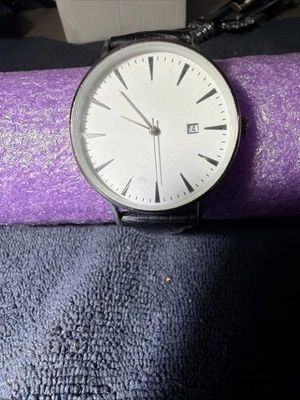 Accutime Watch Corp batería nueva y funcionando Foto 1 de 3
